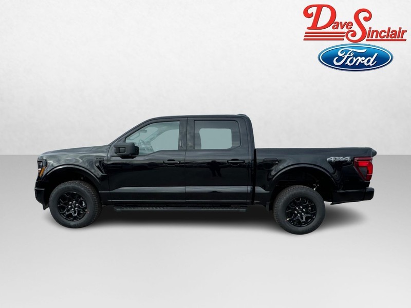 Ford F-150 Vehicle Full-screen Gallery Image 10