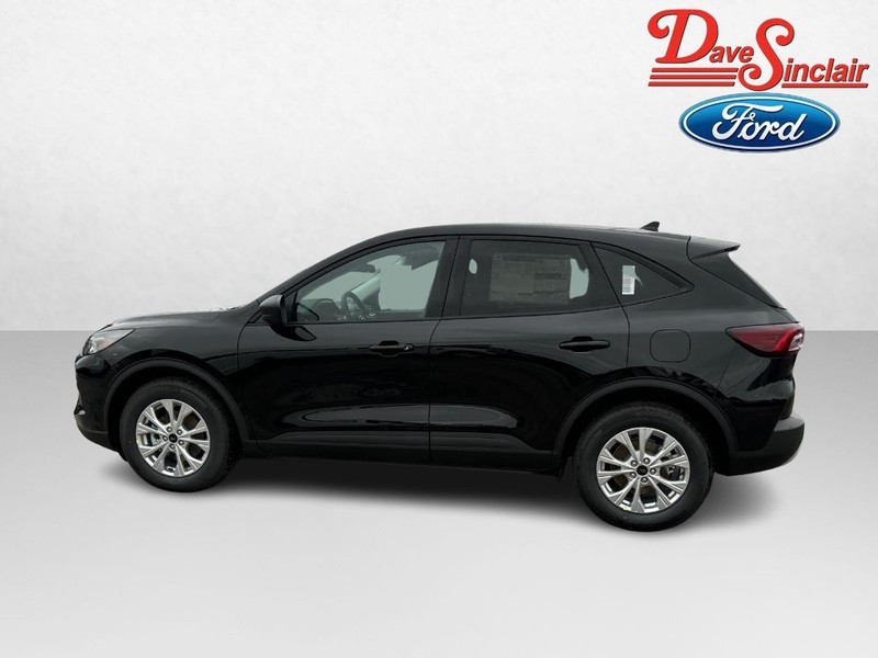 Ford Escape Vehicle Full-screen Gallery Image 10