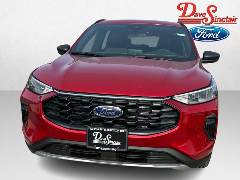 Ford Escape Vehicle Full-screen Gallery Image 02