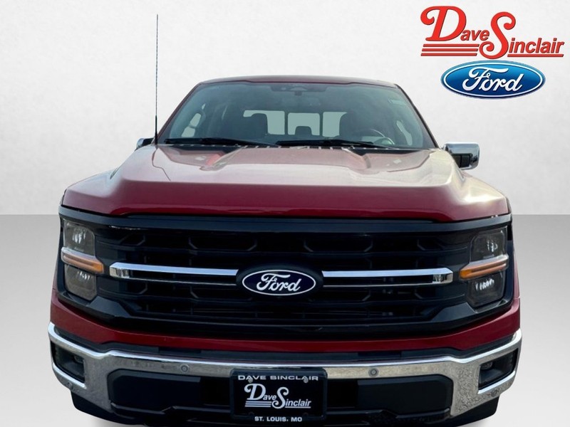 Ford F-150 Vehicle Full-screen Gallery Image 02