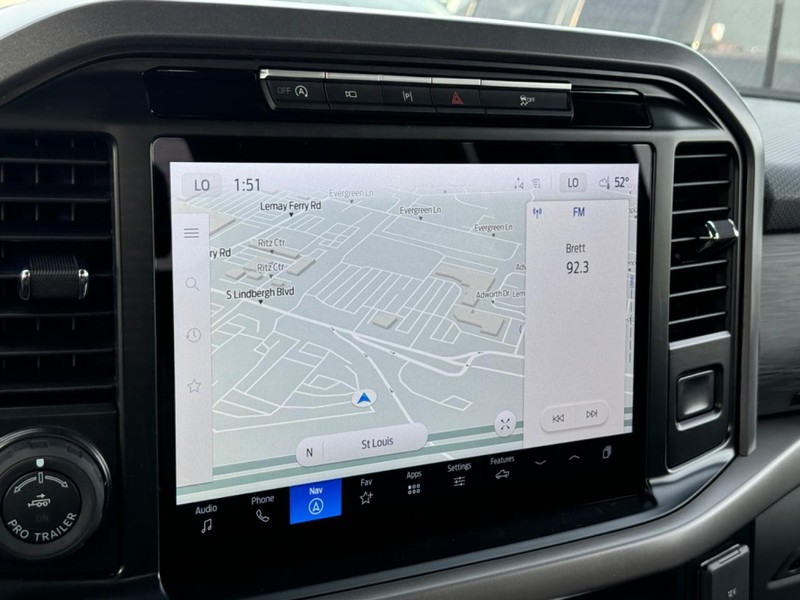 Ford F-150 Vehicle Full-screen Gallery Image 22