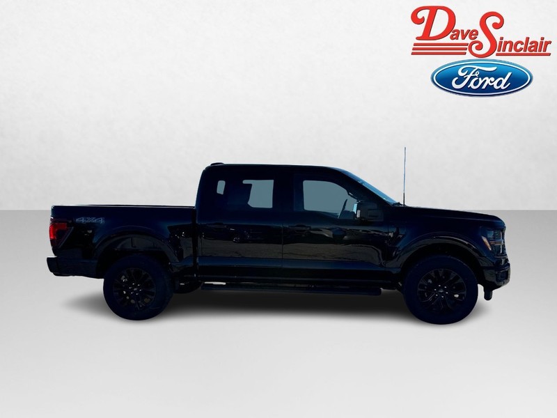 Ford F-150 Vehicle Full-screen Gallery Image 05