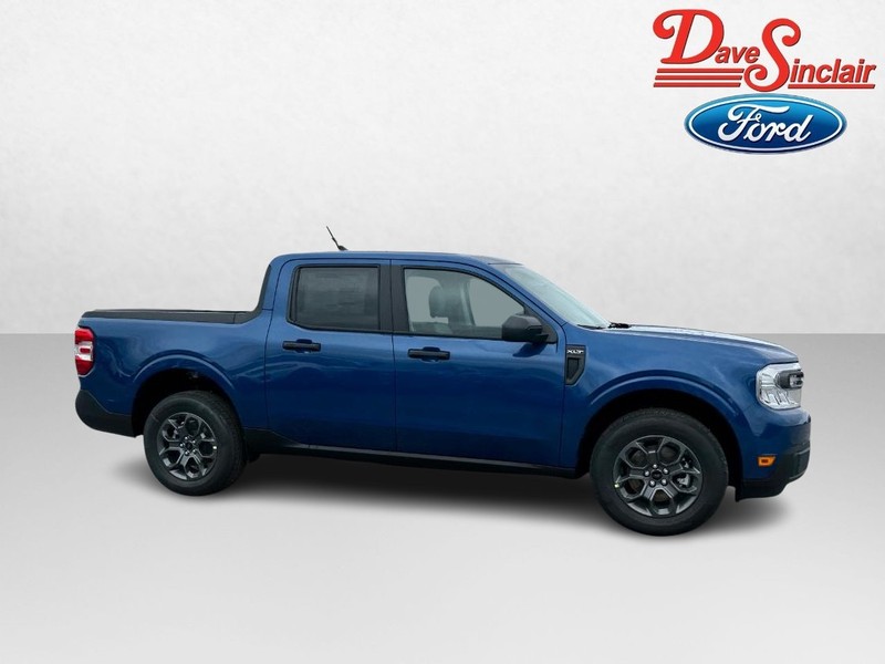 Ford Maverick Vehicle Full-screen Gallery Image 05