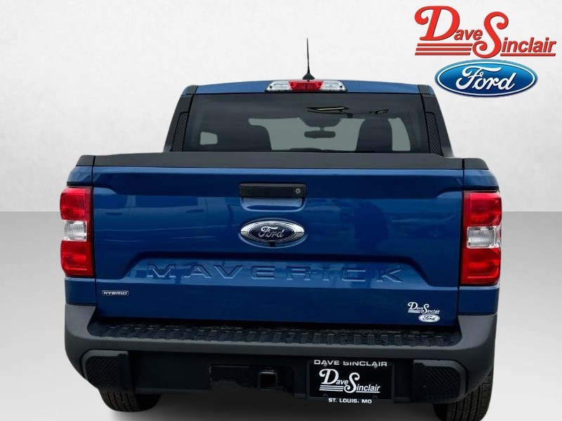 Ford Maverick Vehicle Full-screen Gallery Image 08