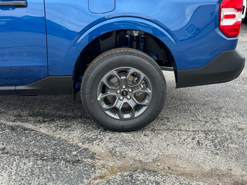 Ford Maverick Vehicle Full-screen Gallery Image 11