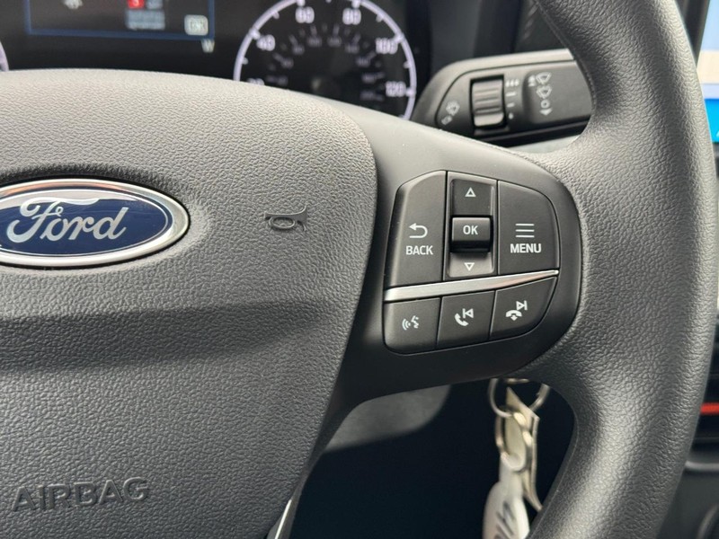 Ford Maverick Vehicle Full-screen Gallery Image 22
