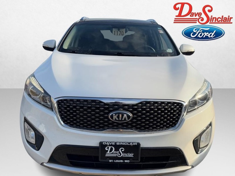 Used 2016 Kia Sorento SX with VIN 5XYPKDA5XGG008279 for sale in Saint Louis, MO