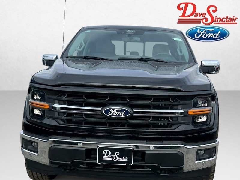 Ford F-150 Vehicle Full-screen Gallery Image 02