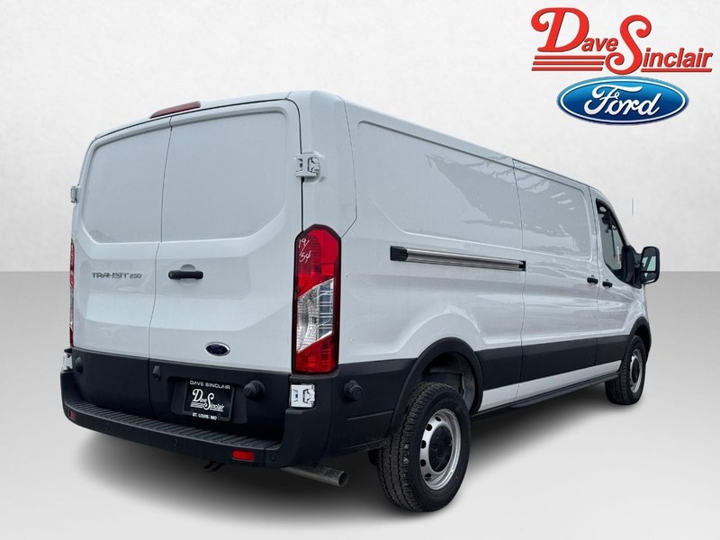 Ford Transit Cargo Van Vehicle Full-screen Gallery Image 07