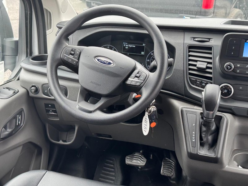 Ford Transit Cargo Van Vehicle Full-screen Gallery Image 15