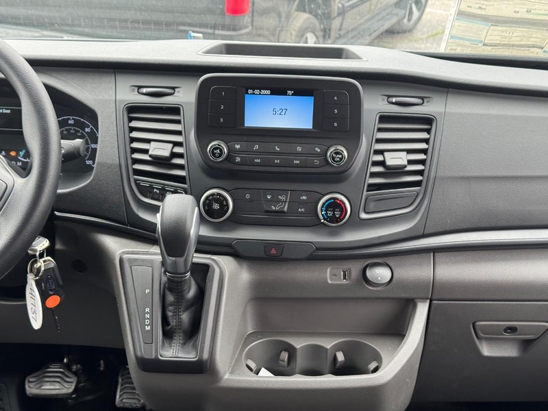 Ford Transit Cargo Van Vehicle Full-screen Gallery Image 16