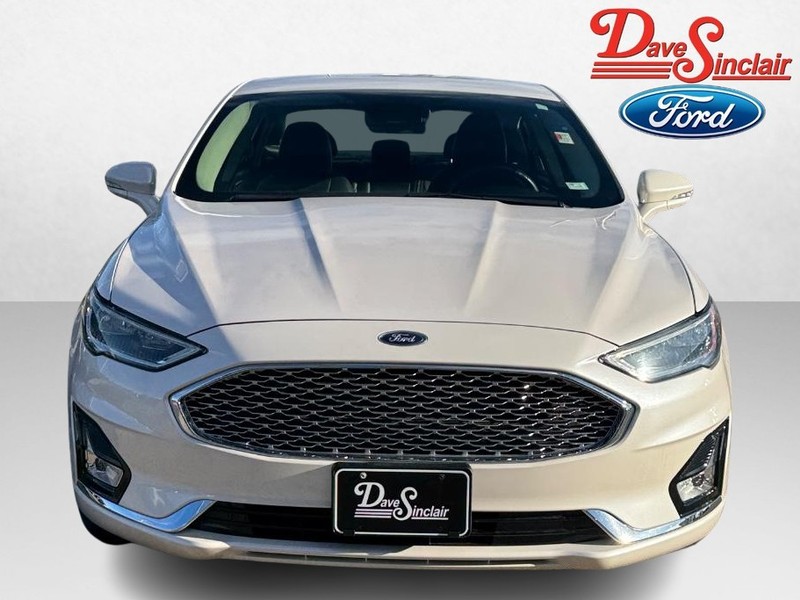 Used 2019 Ford Fusion Energi Titanium with VIN 3FA6P0SU4KR228694 for sale in Saint Louis, MO