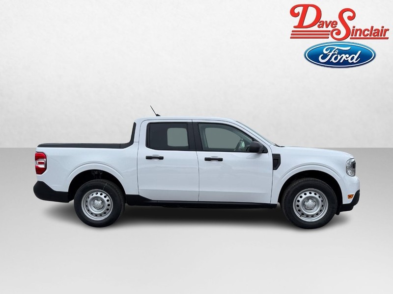 Ford Maverick Vehicle Full-screen Gallery Image 05