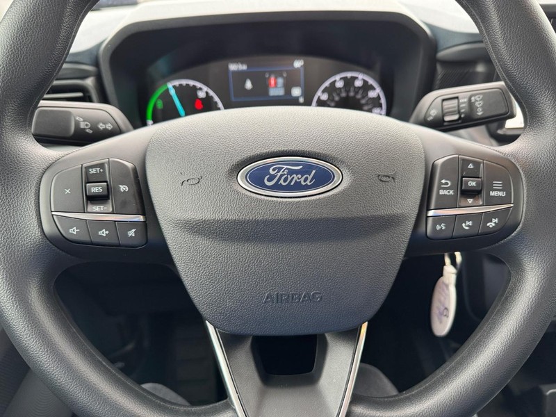 Ford Maverick Vehicle Full-screen Gallery Image 20