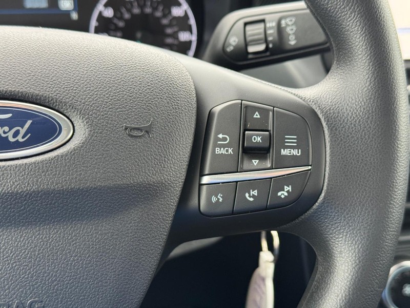 Ford Maverick Vehicle Full-screen Gallery Image 22