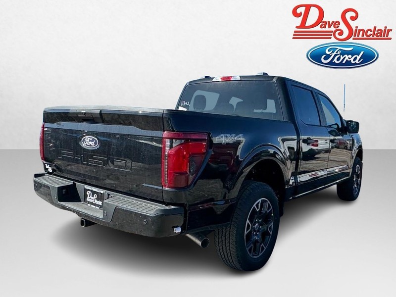 Ford F-150 Vehicle Full-screen Gallery Image 07