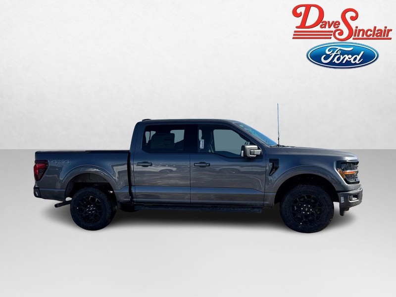 Ford F-150 Vehicle Full-screen Gallery Image 05