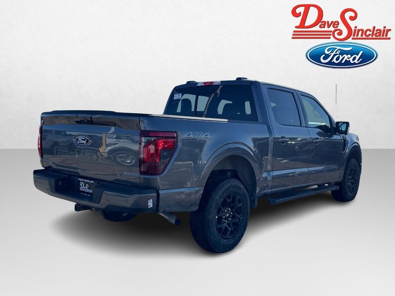 Ford F-150 Vehicle Full-screen Gallery Image 07