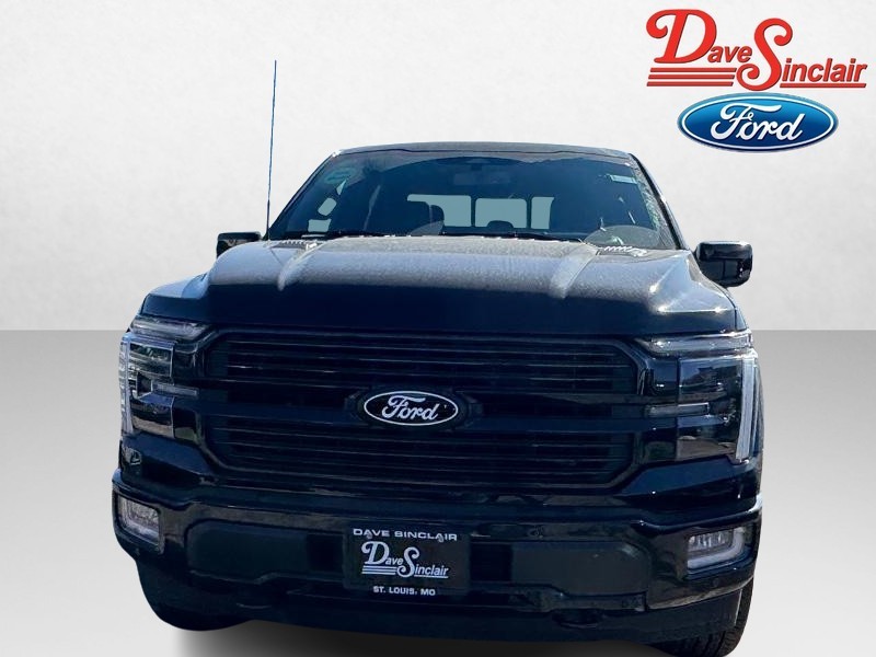 Ford F-150 Vehicle Full-screen Gallery Image 02
