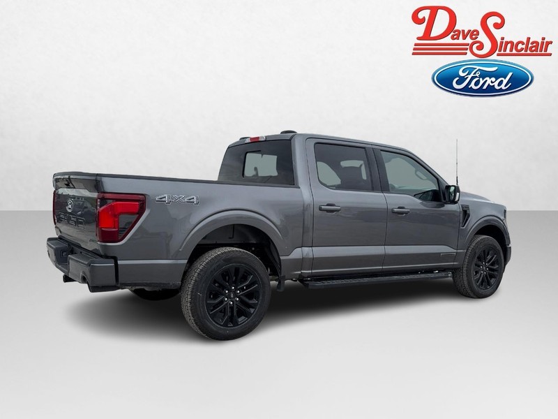 Ford F-150 Vehicle Full-screen Gallery Image 07