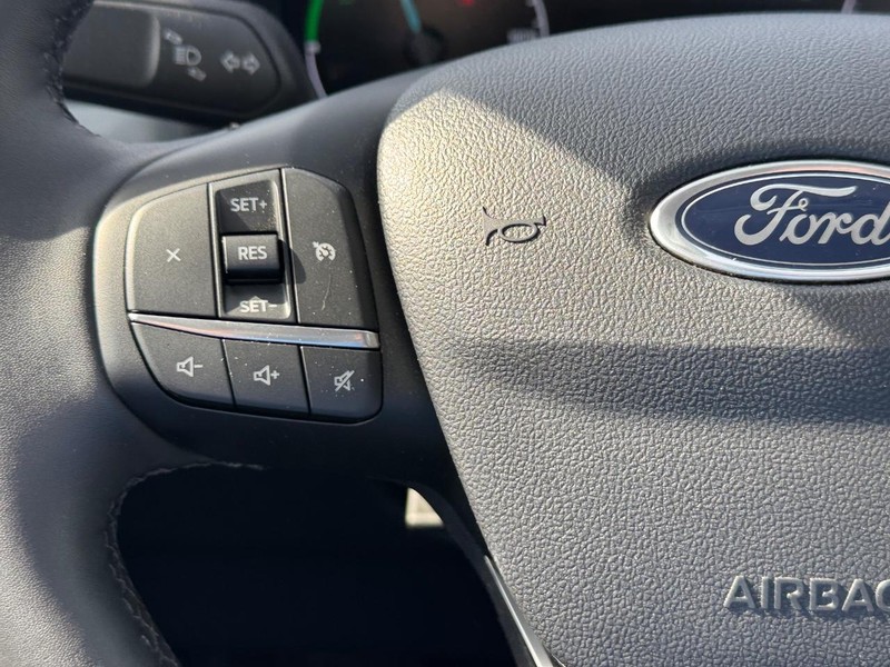 Ford Maverick Vehicle Full-screen Gallery Image 20
