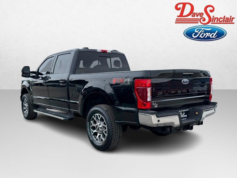 Ford Super Duty F-250 SRW Vehicle Full-screen Gallery Image 09