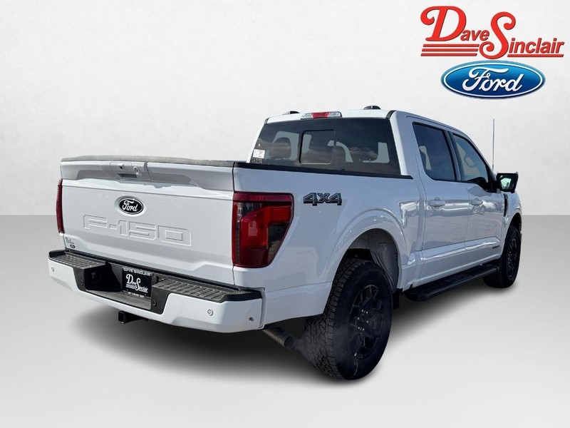 Ford F-150 Vehicle Full-screen Gallery Image 07
