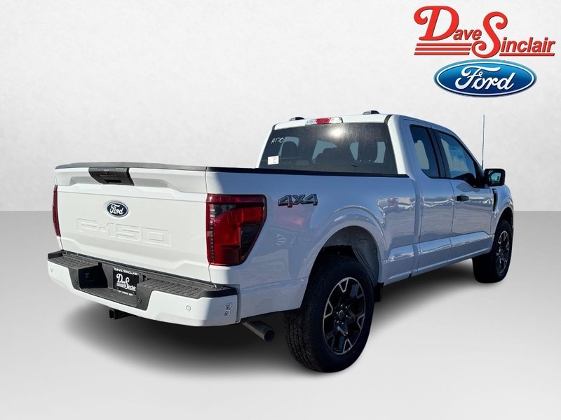 Ford F-150 Vehicle Full-screen Gallery Image 07