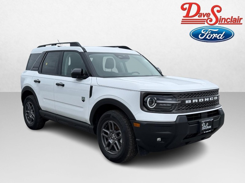 Ford Bronco Sport Vehicle Full-screen Gallery Image 04