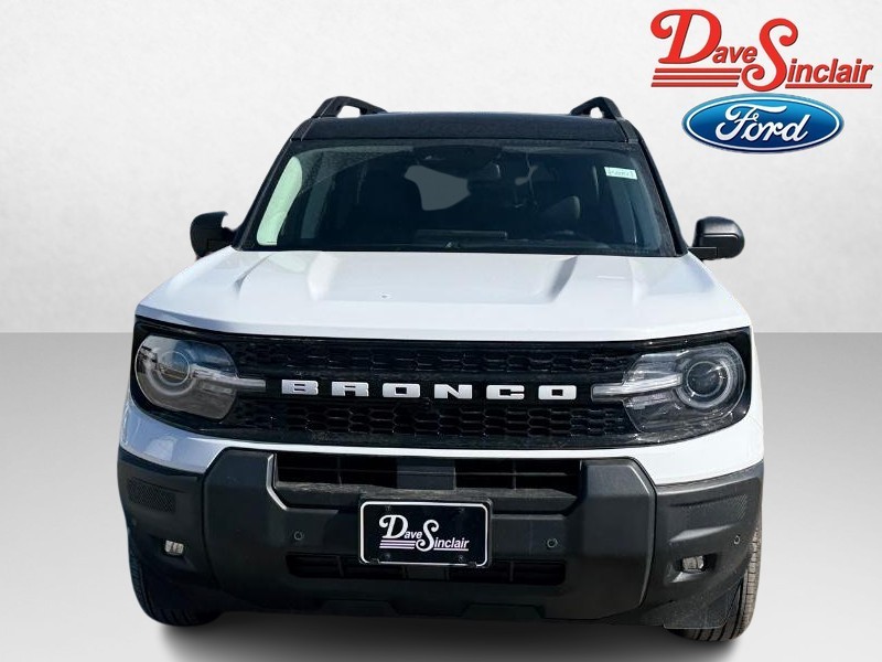 Ford Bronco Sport Vehicle Full-screen Gallery Image 02