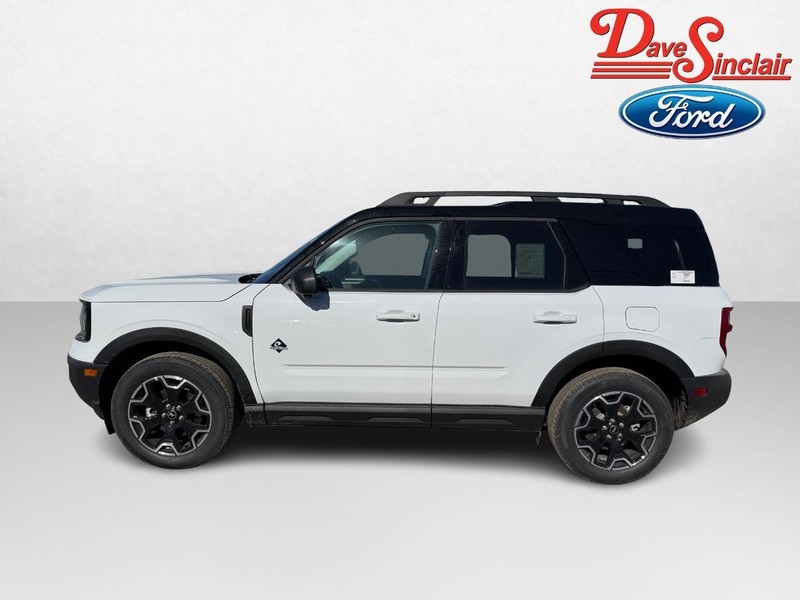 Ford Bronco Sport Vehicle Full-screen Gallery Image 10