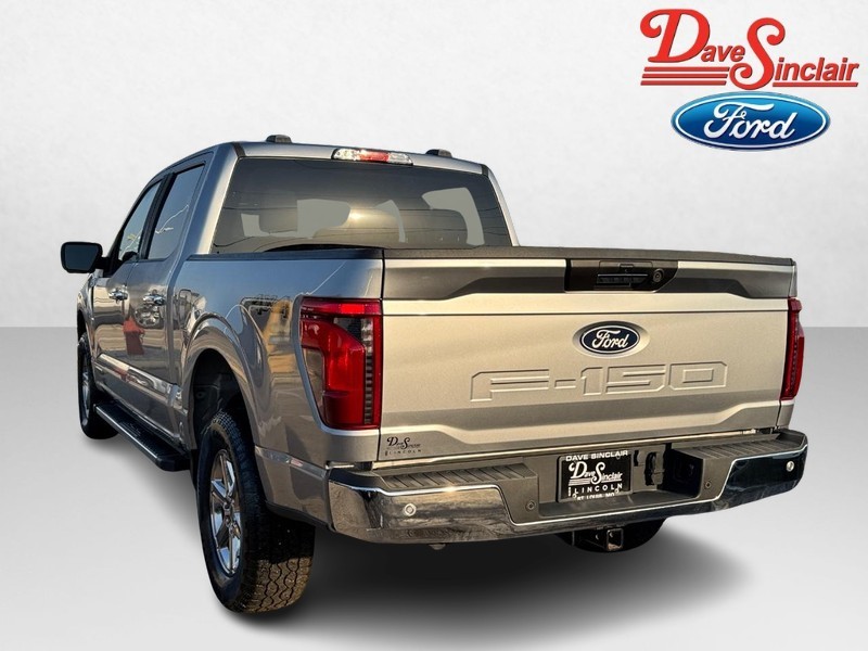 Ford F-150 Vehicle Full-screen Gallery Image 09