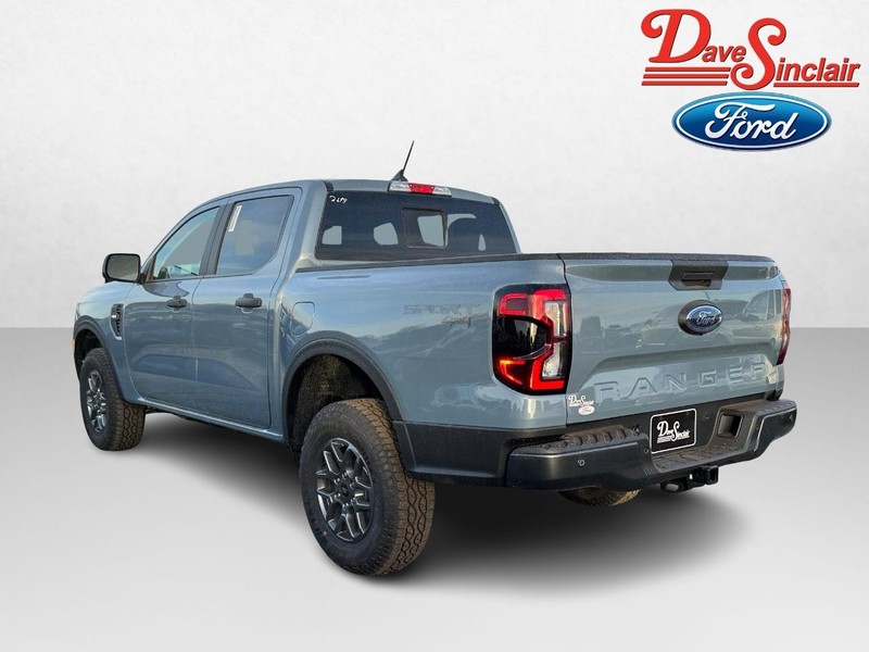 Ford Ranger Vehicle Full-screen Gallery Image 09