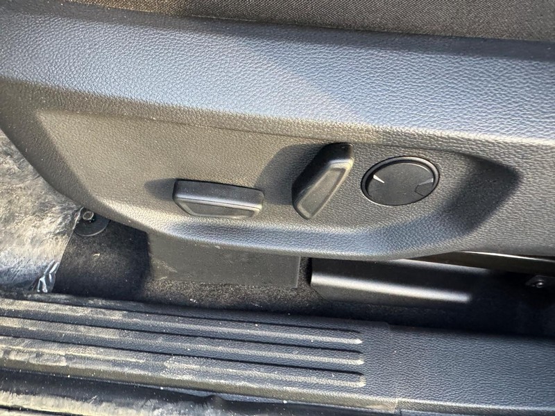 Ford Ranger Vehicle Full-screen Gallery Image 18
