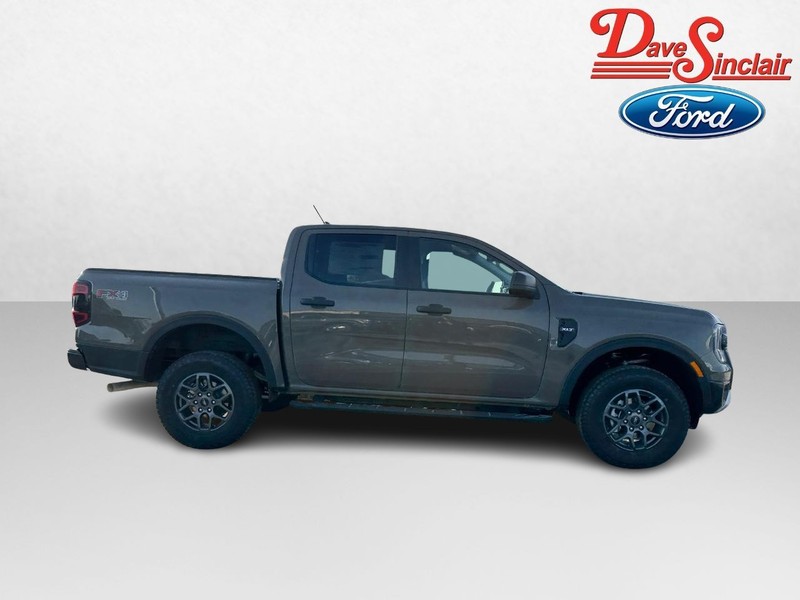 Ford Ranger Vehicle Full-screen Gallery Image 05
