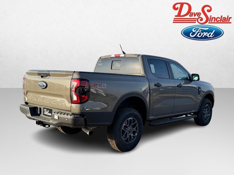 Ford Ranger Vehicle Full-screen Gallery Image 07
