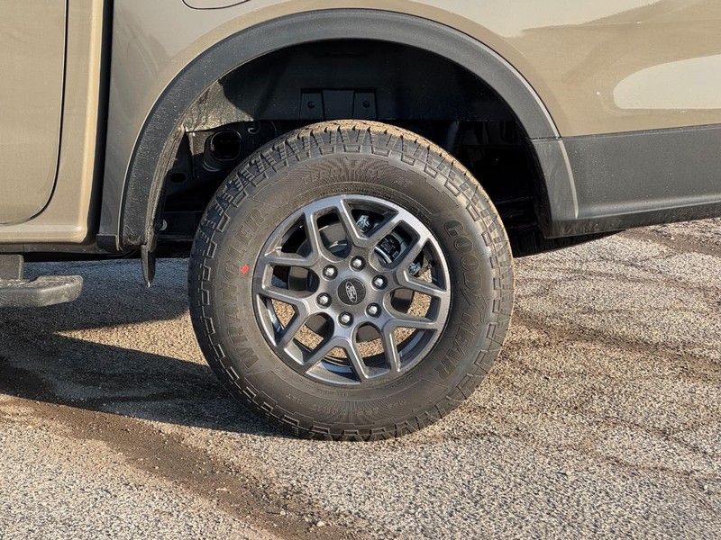 Ford Ranger Vehicle Full-screen Gallery Image 11