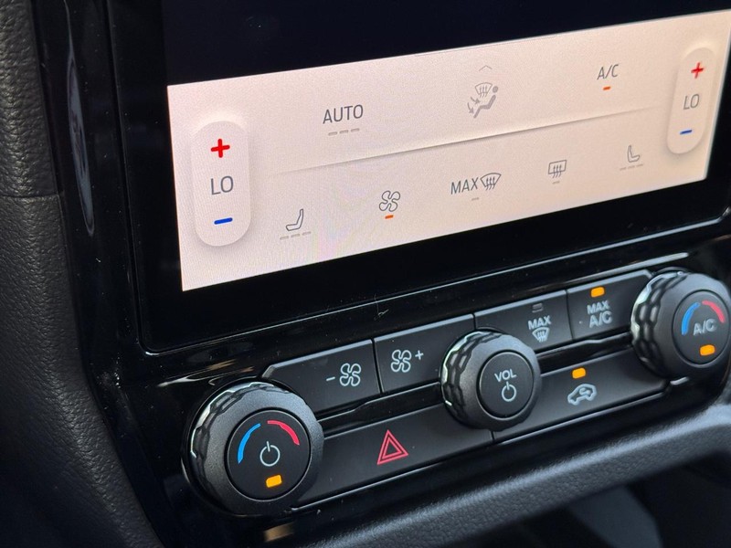 Ford Ranger Vehicle Full-screen Gallery Image 23