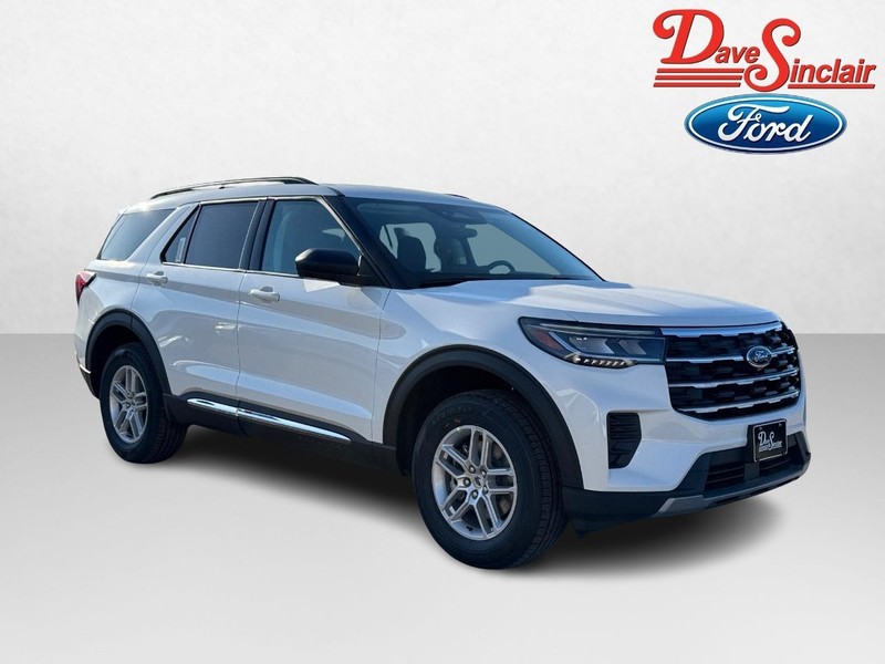 Ford Explorer Vehicle Full-screen Gallery Image 04