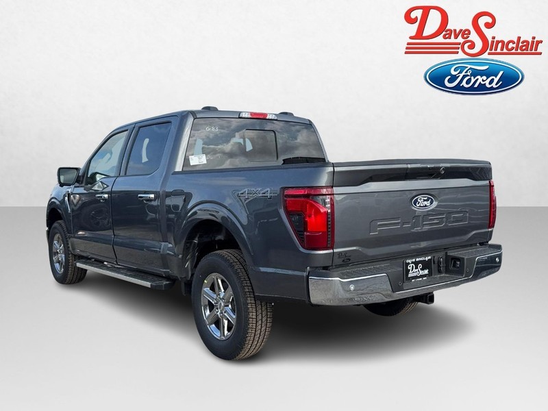Ford F-150 Vehicle Full-screen Gallery Image 09