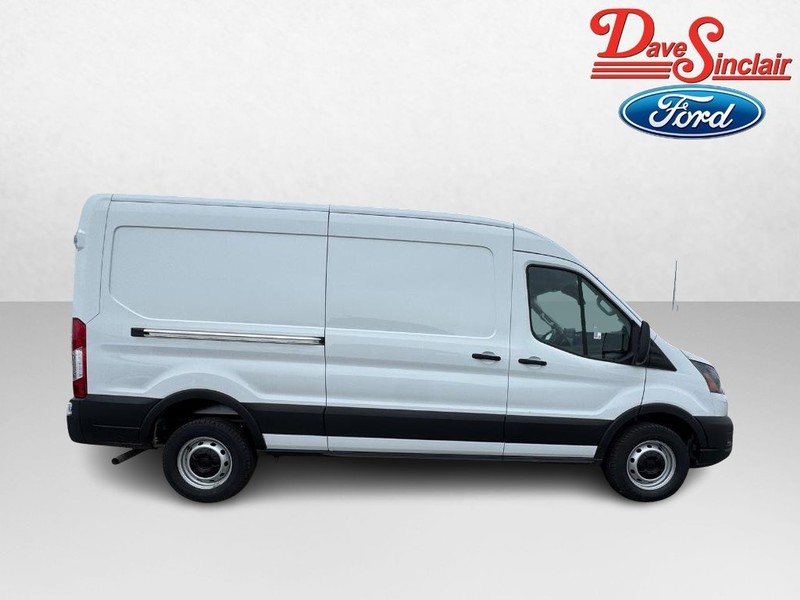 Ford Transit Cargo Van Vehicle Full-screen Gallery Image 05