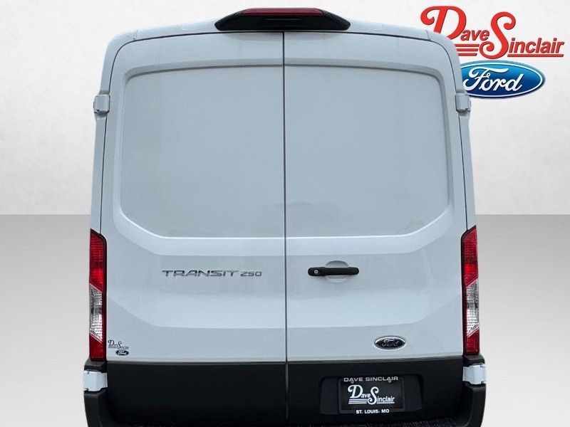 Ford Transit Cargo Van Vehicle Full-screen Gallery Image 08