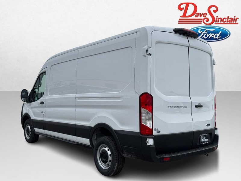 Ford Transit Cargo Van Vehicle Full-screen Gallery Image 09