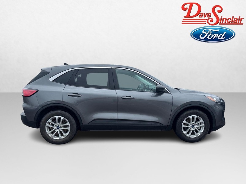 Ford Escape Vehicle Full-screen Gallery Image 05