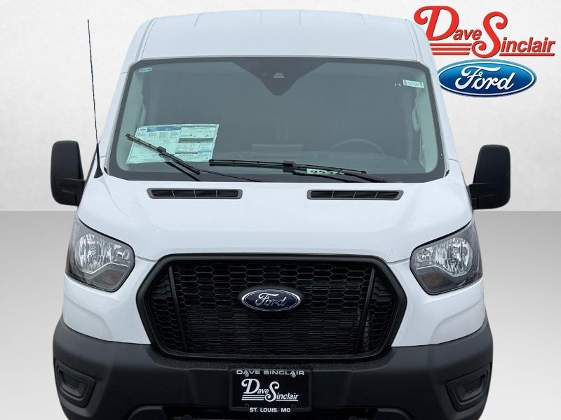 Ford Transit Cargo Van Vehicle Full-screen Gallery Image 02