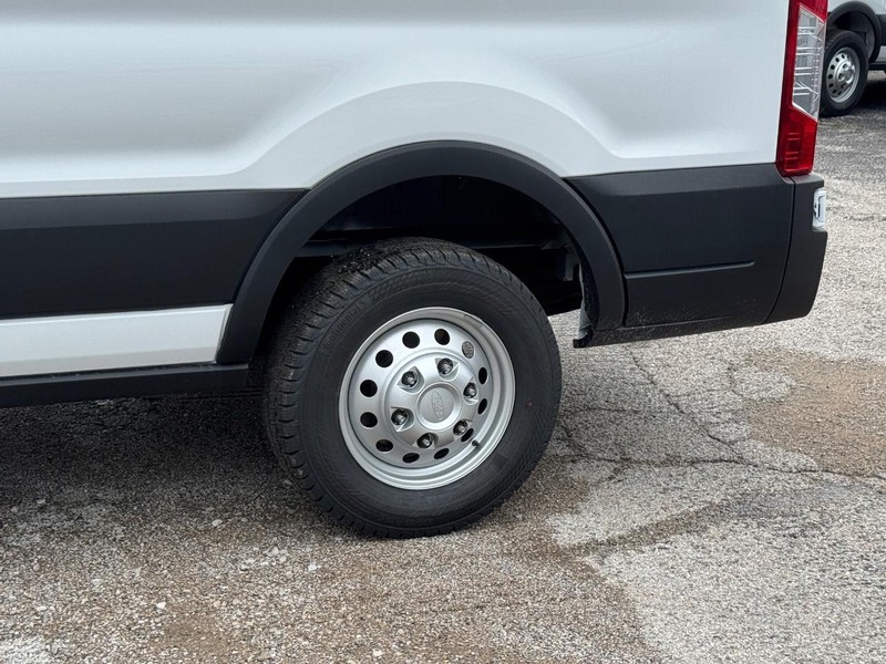 Ford Transit Cargo Van Vehicle Full-screen Gallery Image 11