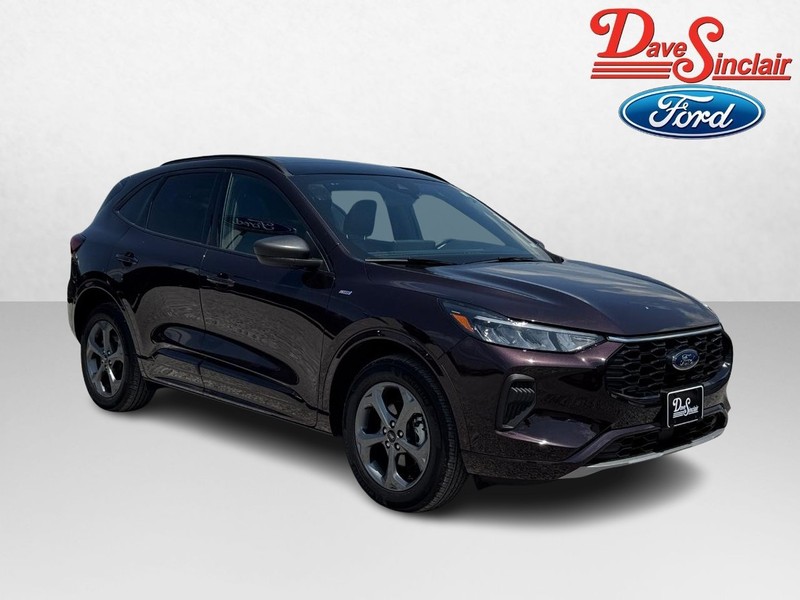Ford Escape Vehicle Full-screen Gallery Image 04