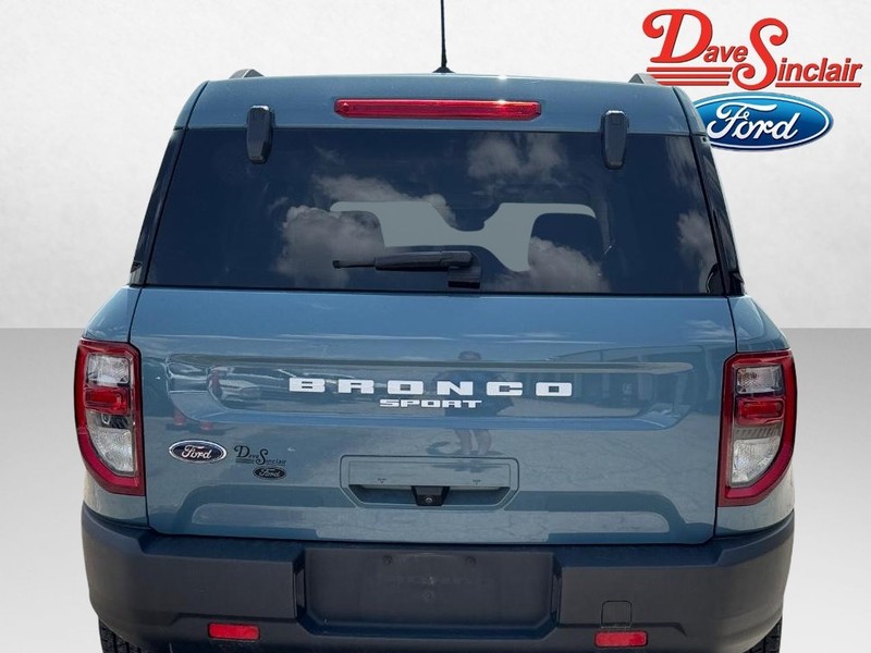 Ford Bronco Sport Vehicle Full-screen Gallery Image 08
