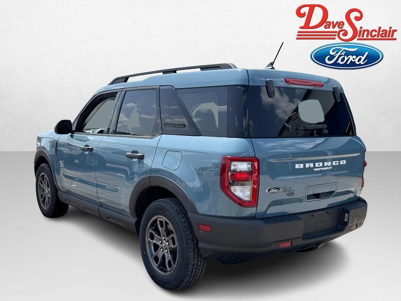 Ford Bronco Sport Vehicle Full-screen Gallery Image 09