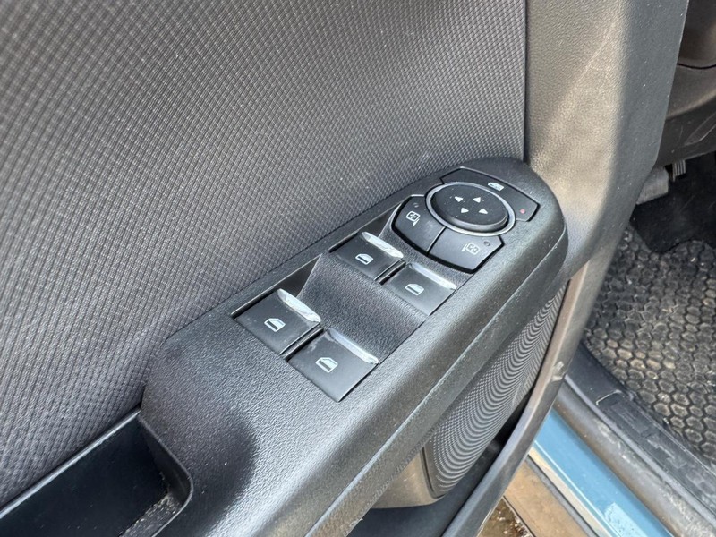 Ford Bronco Sport Vehicle Full-screen Gallery Image 18
